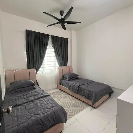 Mamashy Homestay Manjung -Free Wifi- Seri Manjung Exterior photo